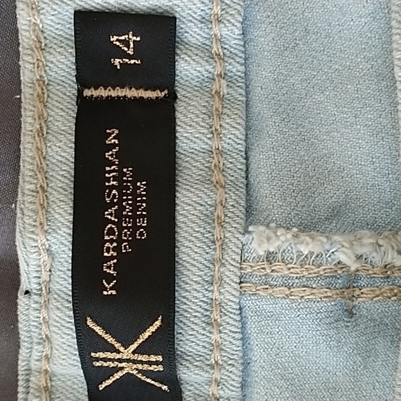 K Kardashian Premium Denim Boot cut Kiara Jeans Two Tone Sz 14 - Picture 8 of 15